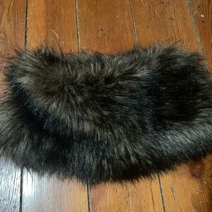 Michael KORS Faux Fir Shoulder Scarf